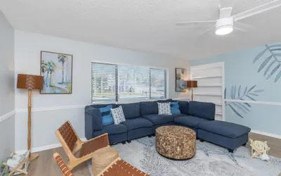 Photo 4 - Fun Family-friendly Modern Beach Home With Pool