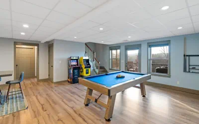 Photo 5 - Gorgeous Blue Ridge Views Spacious Retreat With spa