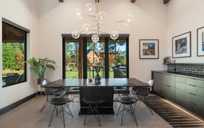 Photo 3 - Architecturally Stunning Cle Elum Luxury Retreat