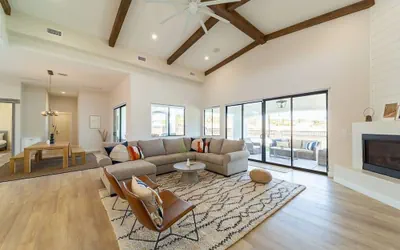 Photo 3 - Vanderpump Rules Lake Havasu Luxury Villa w Pool