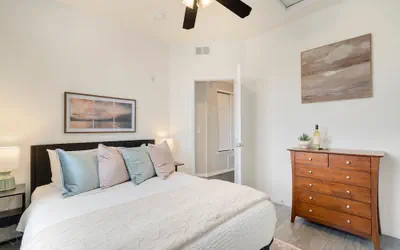 Photo 4 - Timberline Retreat King Bed, Fireplace & Pool!
