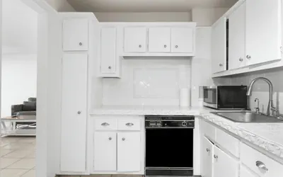Photo 4 - Bay Harbor Sunset Apt 3A