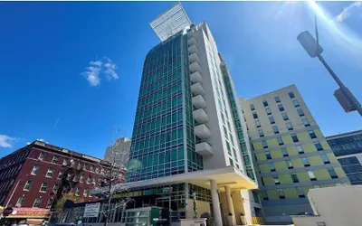 Photo 2 - LIC Manhattan View Hotel