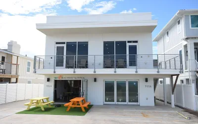 Photo 2 - Ocean Front Flagler Beach Sleeps 5 People
