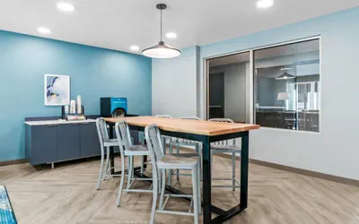 Photo 4 - Woodspring Suites Rogers Bentonville