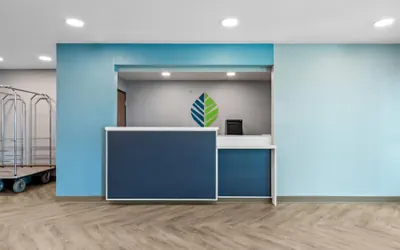 Photo 3 - Woodspring Suites Rogers Bentonville
