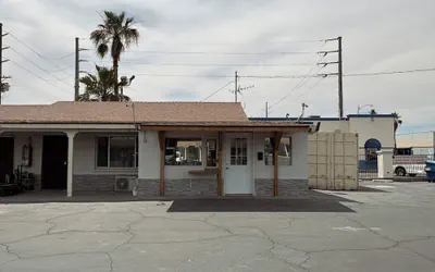 Photo 2 - Border Motel