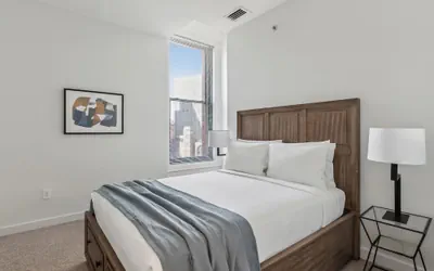 Photo 4 - Placemakr Downtown Pittsburgh at The Pennsylvanian