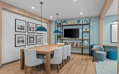 Photo 4 - Everhome Suites Somerset - South Brunswick by Choice Hotels