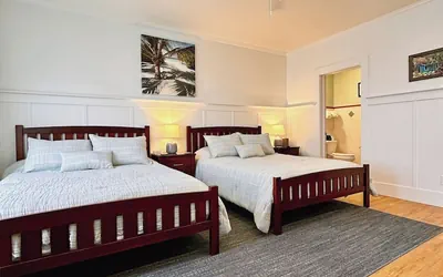 Photo 4 - Hilo Town Inn