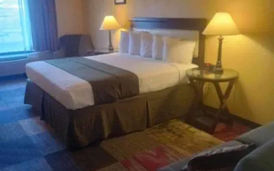 Photo 4 - Signature Hotel