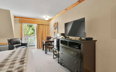 Photo 4 - Selkirk Lodge