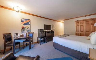 Photo 5 - Selkirk Lodge