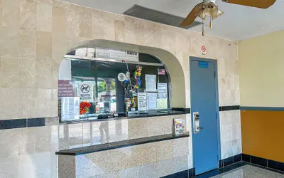 Photo 4 - OYO Hotel Jonesboro Near Atlanta Airport