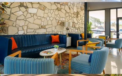 Photo 2 - Village Inn