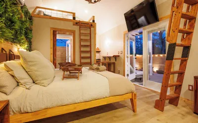 Photo 5 - Secluded Luxury Couples cabin Sauna Pool