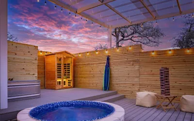 Photo 2 - Secluded Luxury Couples cabin Sauna Pool