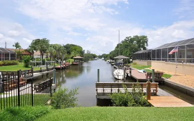 Photo 4 - Salty Breeze Canal Front Pool Home W Boat Dock