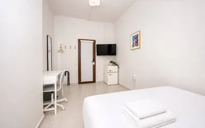 Photo 4 - Room 15: Skyline Sips & Santurce Charm