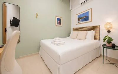 Photo 4 - Room 9: Sleek & Serene Stay in San Juan