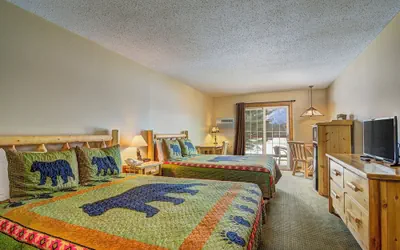 Photo 4 - Eagle River Inn and Resort