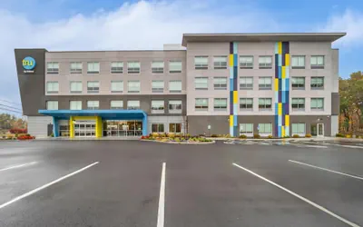 Photo 2 - Tru By Hilton Brockton
