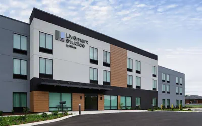 Photo 2 - LivSmart Studios by Hilton Tullahoma