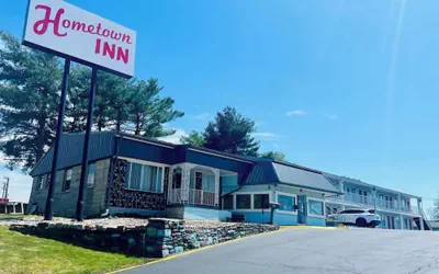 Photo 2 - Hometown INN