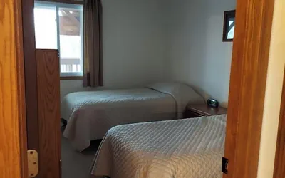 Photo 4 - Lakeview Lodge