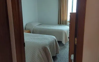 Photo 3 - Lakeview Lodge