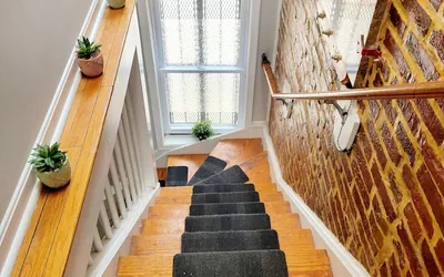 Photo 3 - 1-BD Home near Stadiums Free Parking