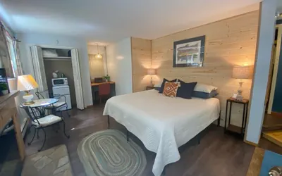 Photo 2 - Manitou Lodge