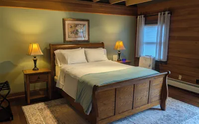 Photo 4 - The Carriage House Inn Bed and Breakfast