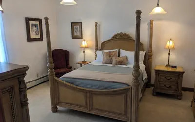 Photo 2 - The Carriage House Inn Bed and Breakfast