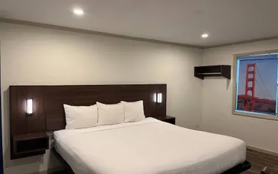 Photo 3 - Travelodge By Wyndham Bainbridge