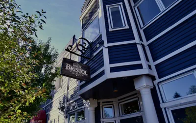 Hotel Bristol