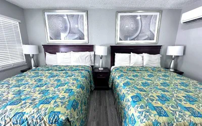Photo 5 - Lemon Bay Motel