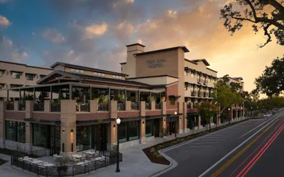 Photo 2 - The Ava Hotel Paso Robles, Curio Collection By Hilton