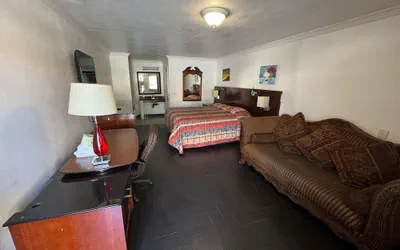 Photo 3 - Vista Motel - Riverside