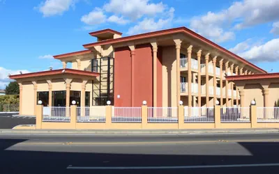 Photo 2 - The Prime Suites, Vallejo and Napa Valley
