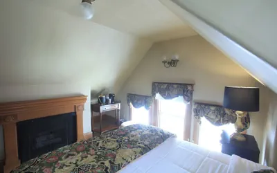Photo 4 - The Charles Pacific Grove - Artfully Designed Inclusive Inn