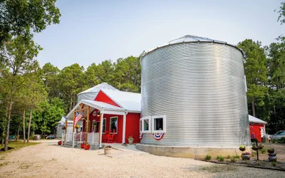 Photo 2 - Hermann Grain Bins BNB
