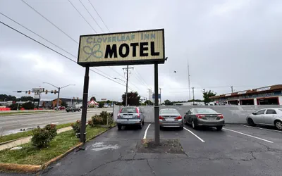 Photo 2 - Cloverleaf Motel Richmond Near Turnpike