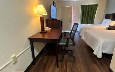 Photo 2 - Riverside Motel