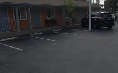 Sunlight Motel