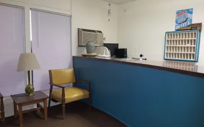 Photo 3 - Leisure Lodge Motel