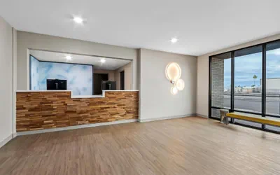 Photo 4 - Echo Suites Extended Stay By Wyndham Phoenix-Peoria/Glendale