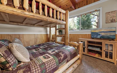 Photo 3 - Hythe cabin