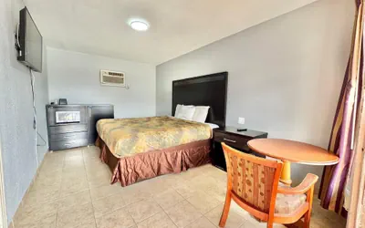 Photo 5 - Welcome Motel