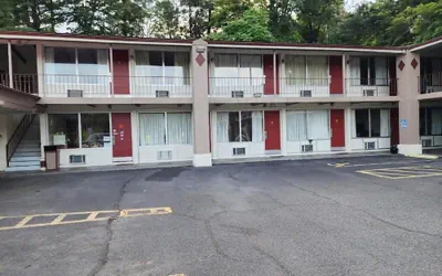 The Edyn Motel